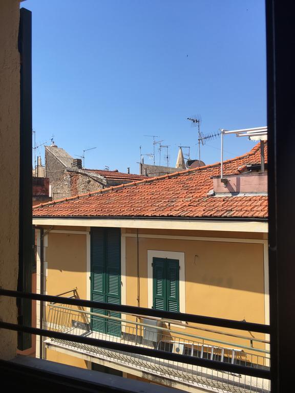 Al Castello Affittacamere Pietra Ligure Buitenkant foto